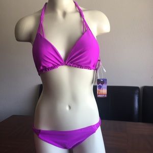 Beautiful vibrant orchid bikini 💜